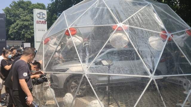 北京X7火炉城继续极限挑战，70℃高温炙烤毫无压力