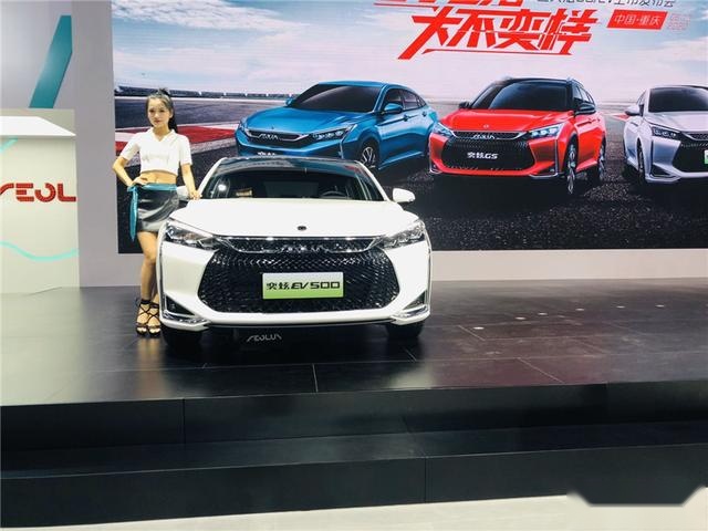 驭风而行的东风风神“AEOLUS”