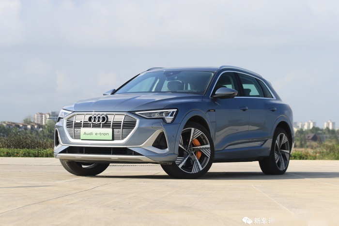 50多万买一台传统车企的纯电SUV，试完我觉得很值！