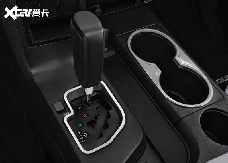 气场碾压揽胜，丰田红杉TRD，陆巡见了也要叫大哥