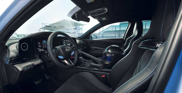 搭载2.0T+8挡双离合动力系统 百公里5.3秒 现代伊兰特N官图发布