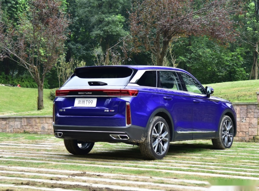 奔腾全新旗舰SUV，3D全息投影以及人脸识别！