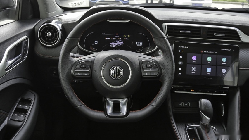 7.98万起！1.3T+6AT还带自动驾驶，全新名爵ZS上市