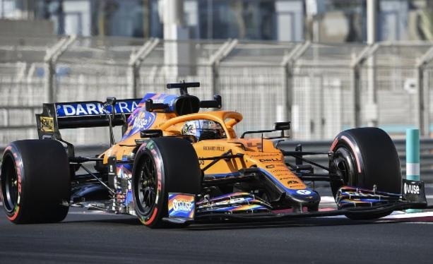 乐高&MCL36：赛道梦？我们可是专业的！