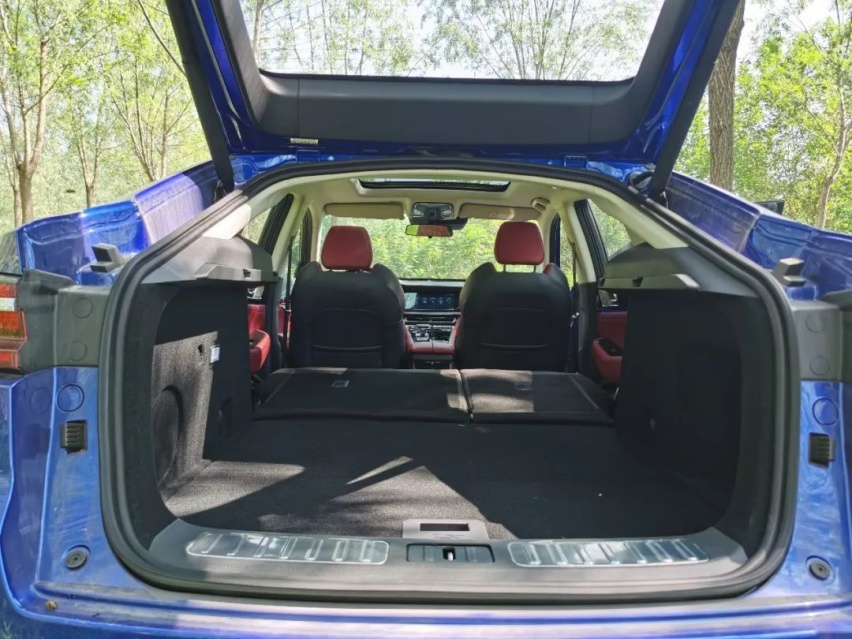 青春就要彰显个性！实拍体验长安CS85 COUPE
