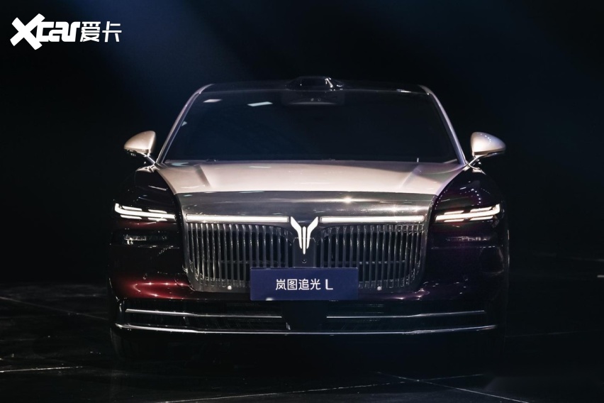 岚图汽车“时代风尚之夜”万象新生，岚图追光L正式开启预订