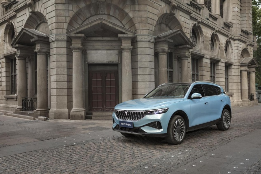 不一定看X3、Q5，这性能SUV近5米长，提速4.5秒，却便