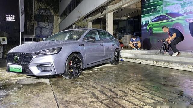 补贴后14.58万元起，昨日第三代名爵6 PHEV正式上市