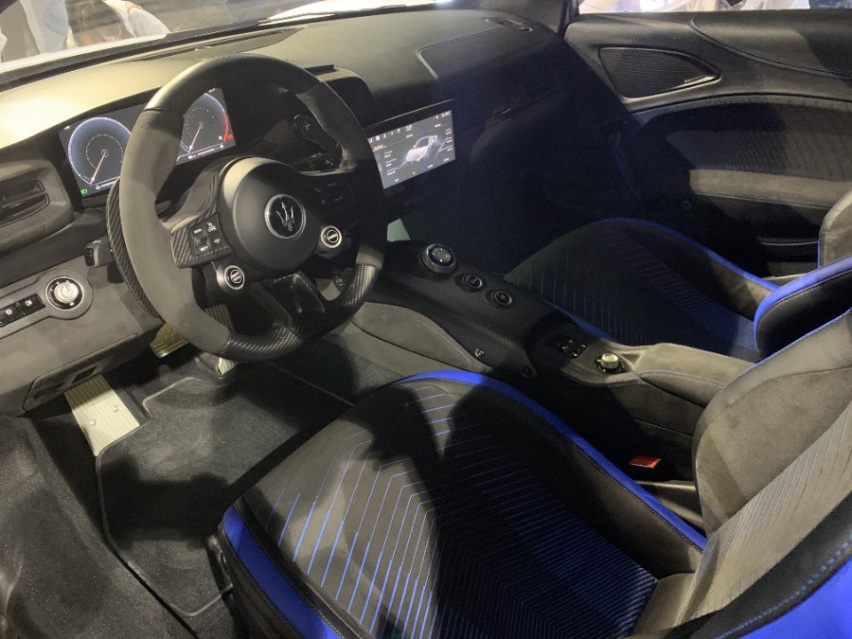 MC20售价210万，其余车型推新款，玛莎拉蒂加速上新