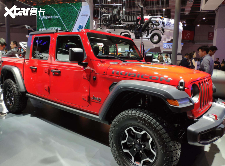 JEEP最强皮卡，726公斤负重！3.5吨拖拽能力！