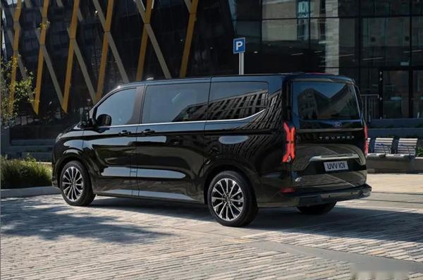 用车理念大不同！福特电动MPV Tourneo Custom在中国只能