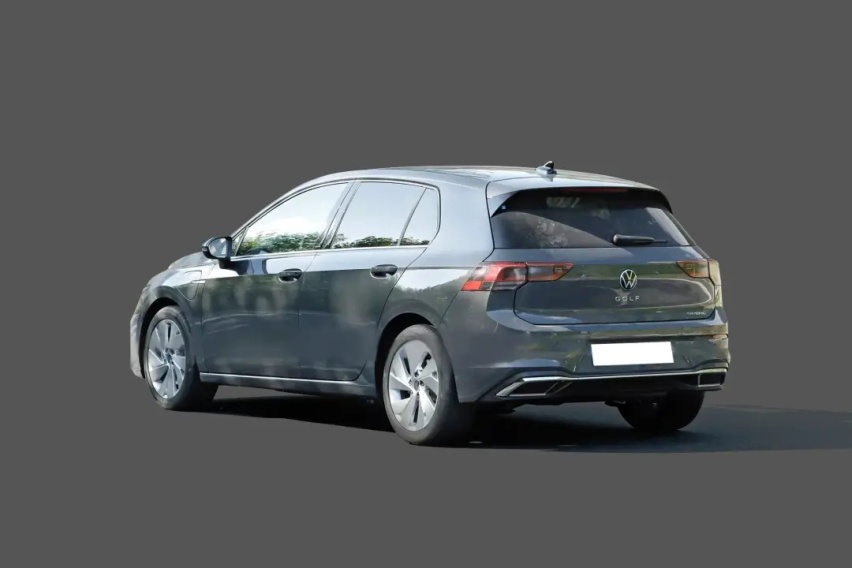 【e汽车】全新中期改款高尔夫将于2024年发布