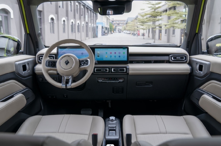试驾宝骏悦也 城市酷玩潮品纯电SUV
