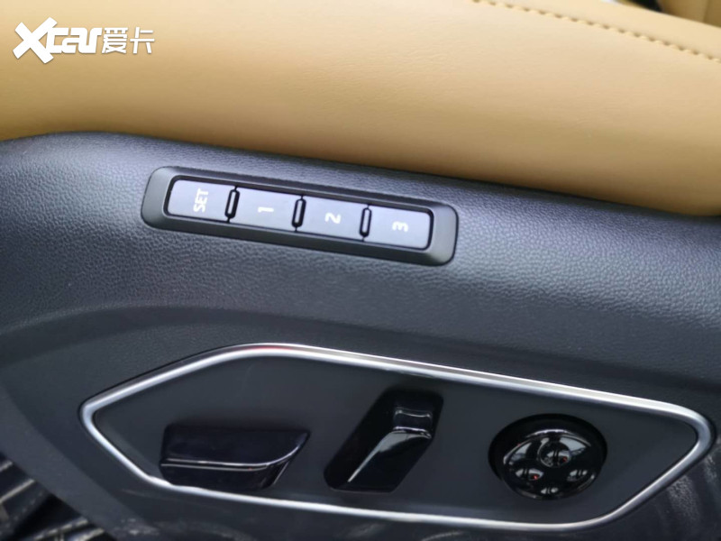 到店实拍BEIJING-X7 体验纯粹极致之美