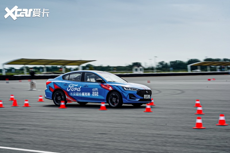 全新福克斯点燃驾驭激情 斩获2022CCPC中国量产车大赛专业站冠军