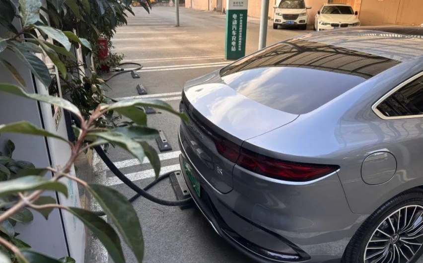 ▲图片来源：车聚网