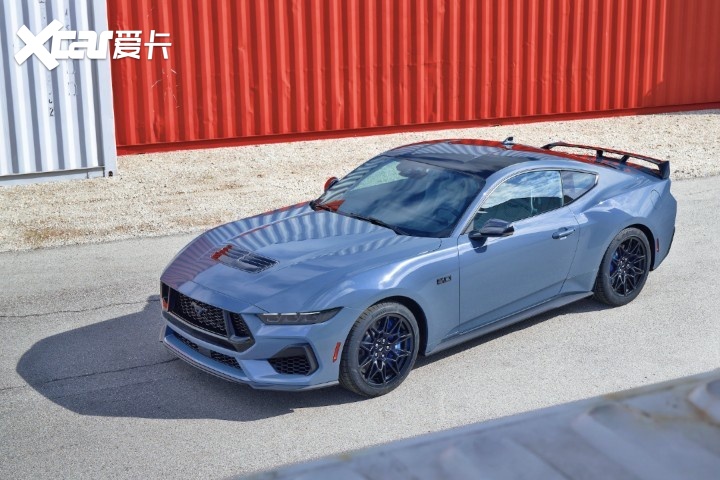 传闻福特野马要推出四门版,这可是有证据的