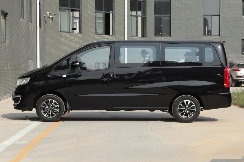 工薪家庭建议开MPV,不妨看看这两款车,省油还耐用