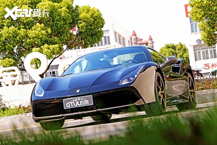 马拉内罗之魂法拉利488spider碳纤情愫