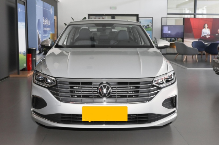 预算14万想买合资轿车，日产轩逸对比大众朗逸，选那款合适