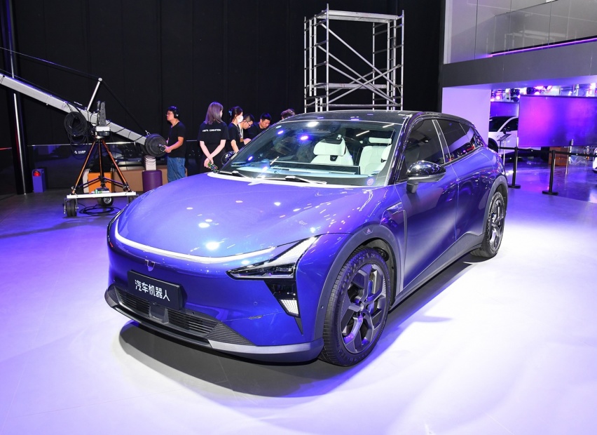 特斯拉“四连涨”！来看看这款中大型SUV，配语音可控无把手车门