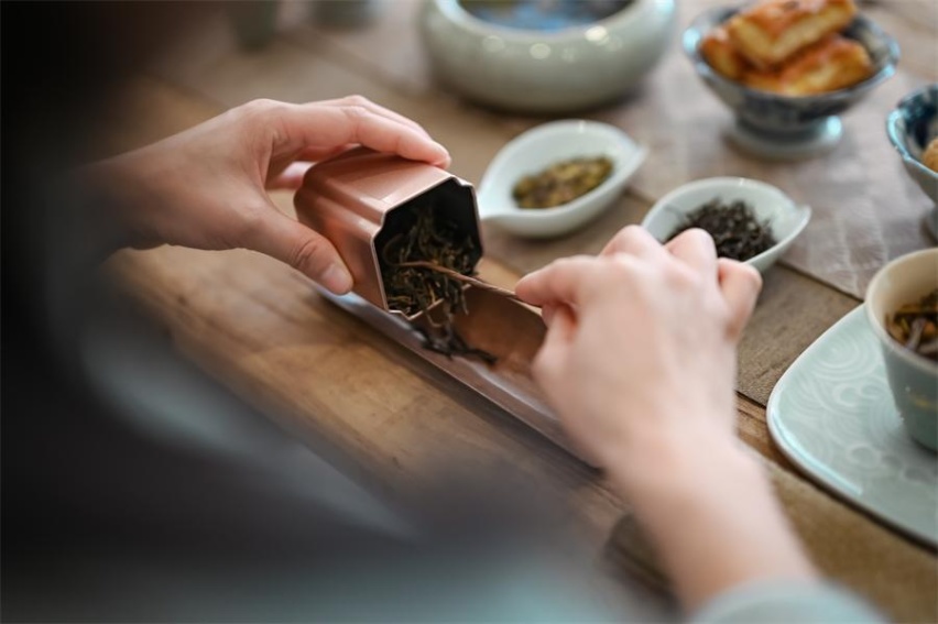 以简驭繁 静美臻萃|贵阳劳斯莱斯古思特加长展厅品鉴