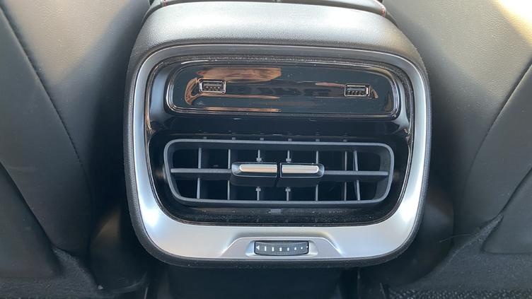 动力续航上能与特斯拉Model 3比肩的车型——小鹏P7