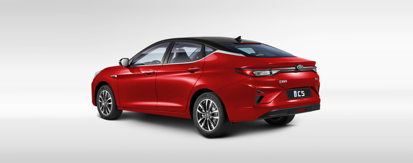 最高续航530km 补贴后14.99万元起  江淮iC5上市