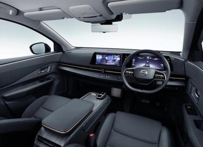 高端纯电SUV Ariya，3.jpg