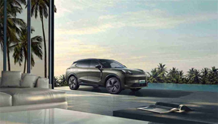 “超电驾感”领克08豪华智享超电SUV，综合续航可达1400km