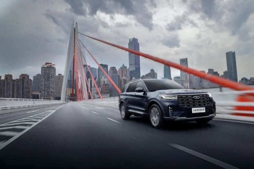 预算30万，7座SUV，福特探险者和大众揽境怎么选？