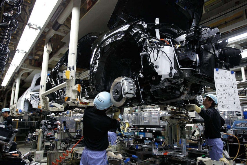 日本車趕超美國,