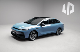 年轻人预算10万买纯电车，月销量超1万的零跑B01有什么看头？