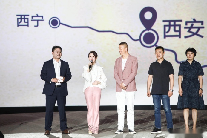 29.99万起，一汽-大众揽境在西安古城墙内霸气上市
