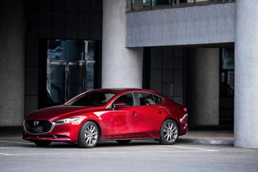 8.99万能入手长安马自达 次世代 MAZDA 3 昂克赛拉，真的香？
