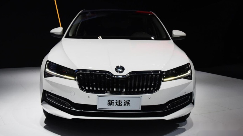 13万买帕萨特同胞！后备厢同级最实用 懂德系的都选它？