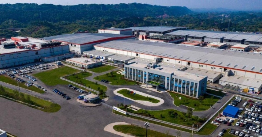 众车企揭竿而起，自建电池厂，“宁王”何不下场造车？