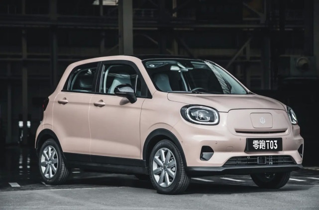 2022款零跑T03上市 5款车型2种动力 6.89- 8.49万元