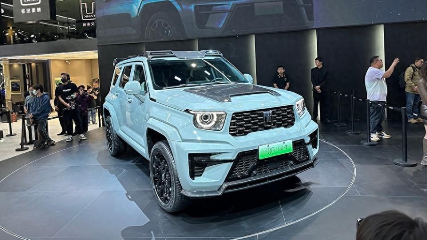 宁可升级3.0T V6，也不用大电池，坦克700插混在想啥？