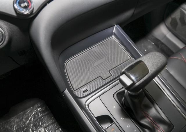 2022款奔腾T55，8万级SUV，红旗同款1.5T发动机怎么样？