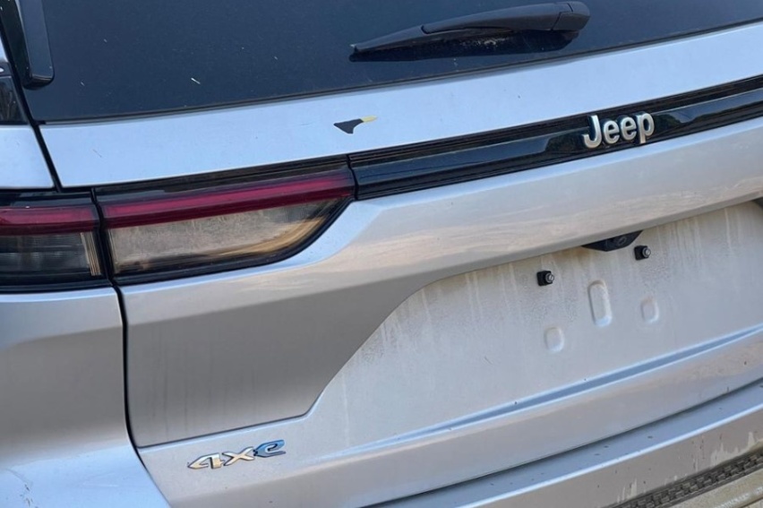 专注进口产品，插混车型做主力，全新Jeep大切诺基实车曝光