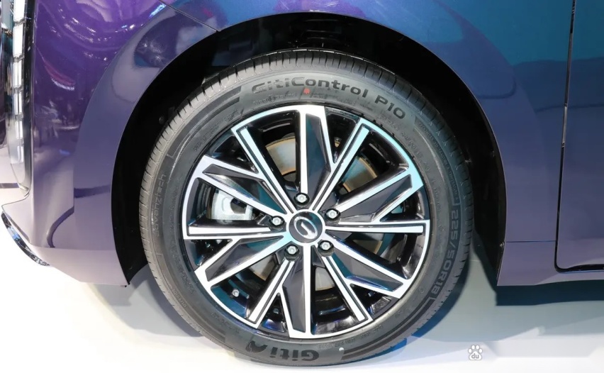 售价20.98-22.98万元，中型MPV，搭载2.L插混，深度解析传