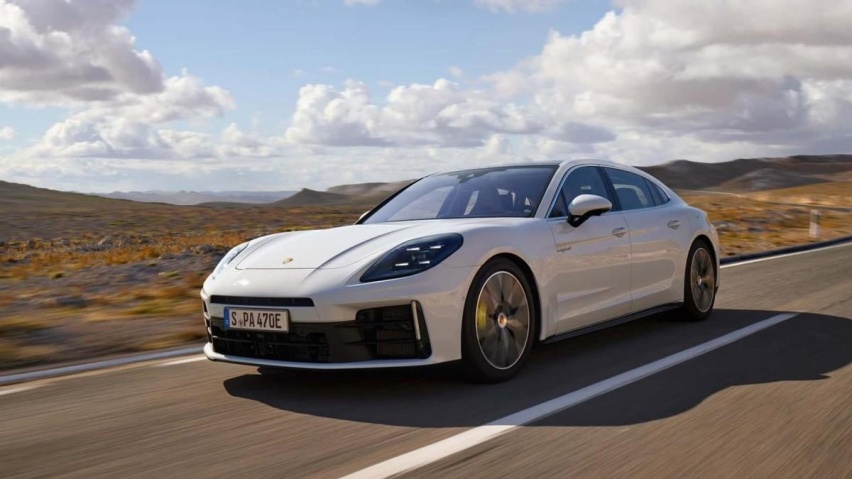 换代的保时捷Panamera，再推三款插混车型，纯电续航96km