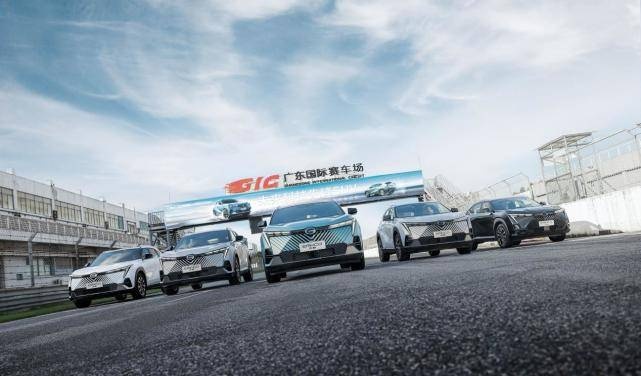 起步赛电车，远行无焦虑，传祺影酷8.18预售