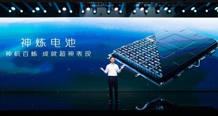 这款“超A级”新能源家轿，五菱要以技术之名来发布