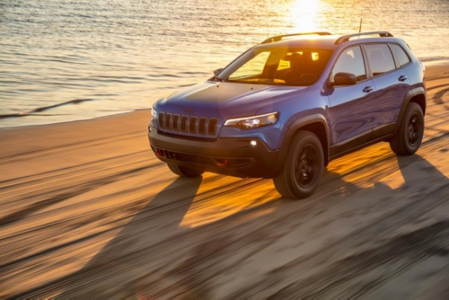 Jeep：离婚！是广菲克太弱，还是Jeep太渣？SUV鼻祖竟玩不转最大