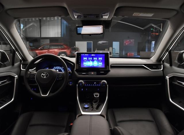 2019最值得入手的5款SUV，2款豪车，大众、丰田各1款