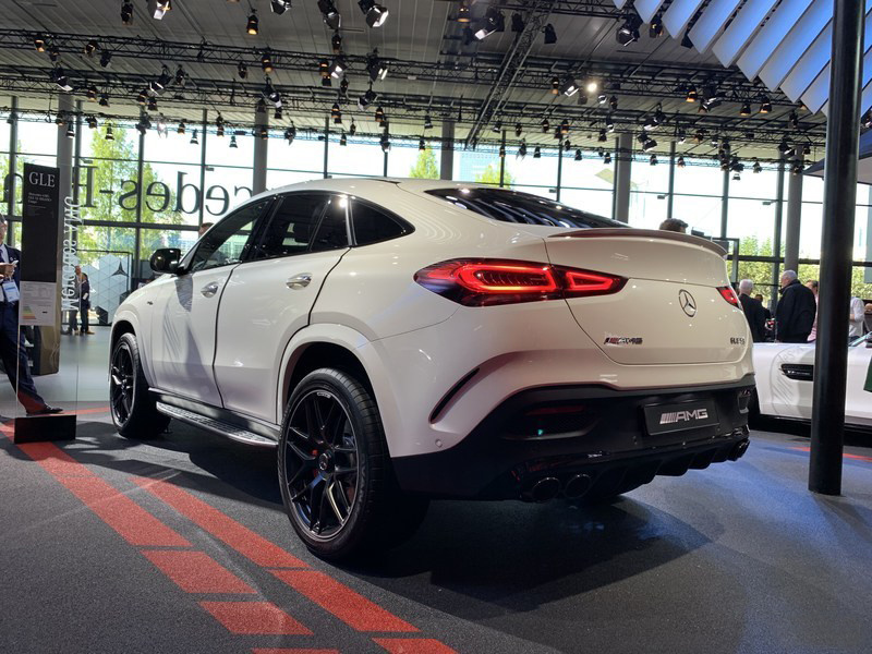 奔驰新款AMG GLE 53轿跑正式上市