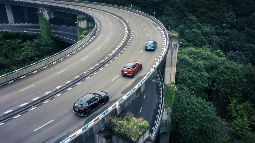 试驾哈弗赤兔：7.7秒破百！比长安UNI-T更运动？