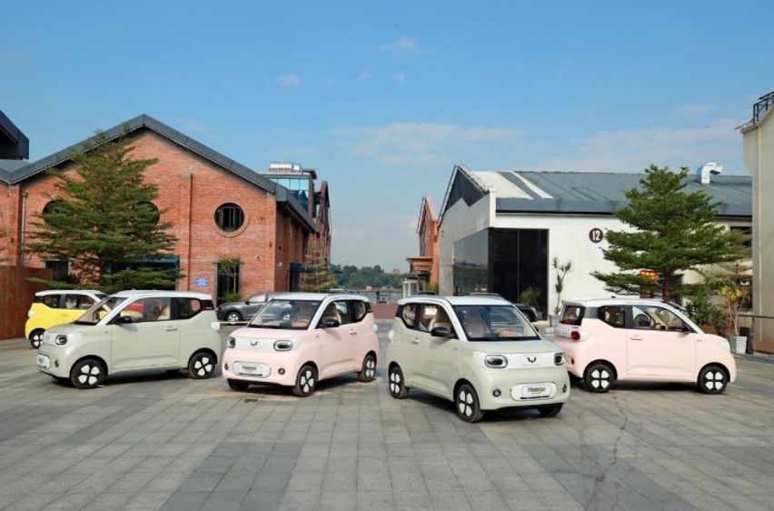 国产K-CAR，五菱全新纯电代步车曝光，低端市场又将迎来新风向？